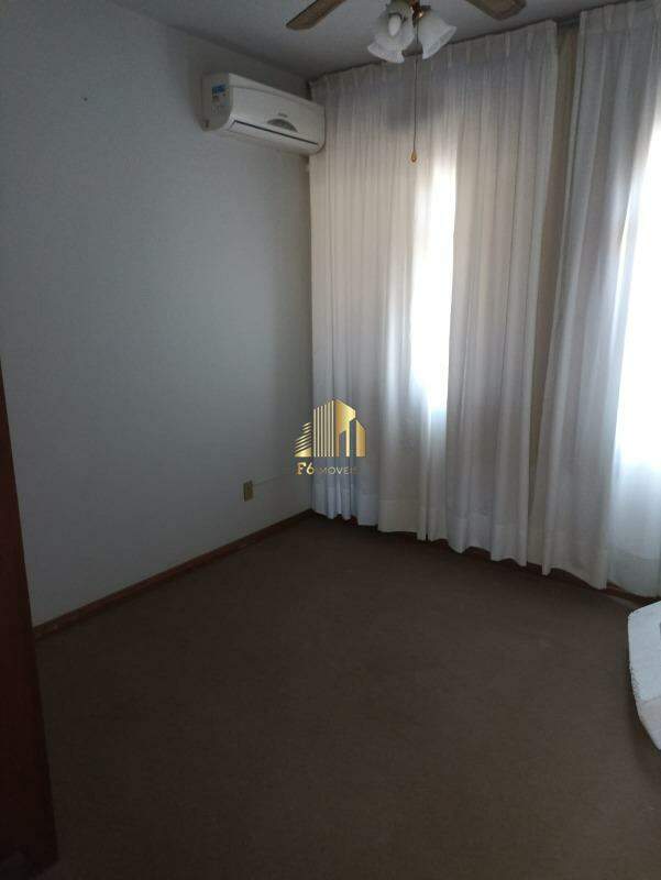 Casa à venda com 4 quartos, 200m² - Foto 19