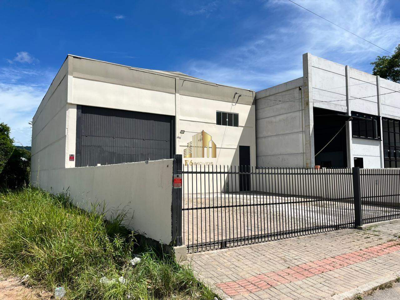 Depósito-Galpão-Armazém para alugar, 270m² - Foto 2