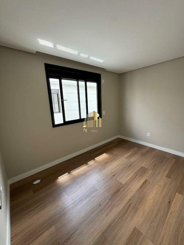 Casa à venda com 3 quartos, 150m² - Foto 10