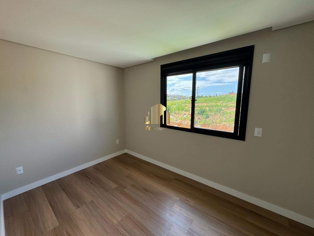 Casa à venda com 3 quartos, 150m² - Foto 9