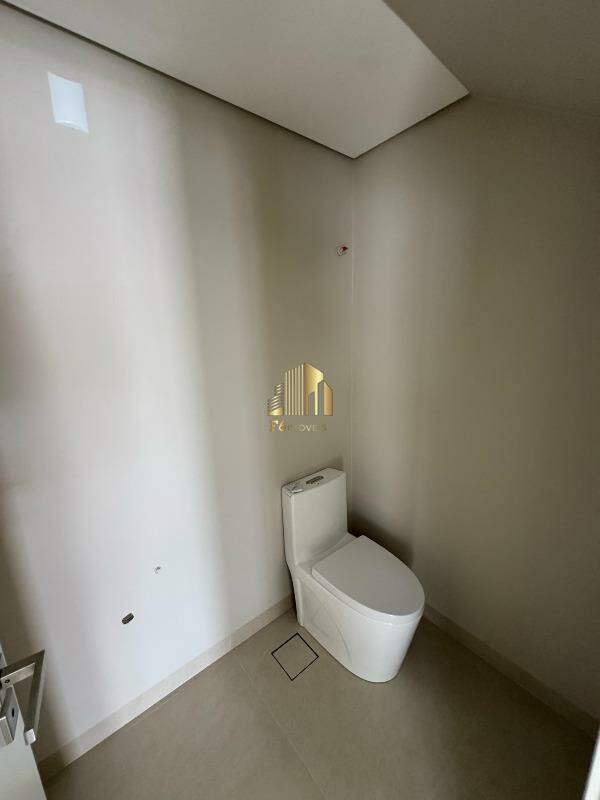 Casa à venda com 3 quartos, 150m² - Foto 15