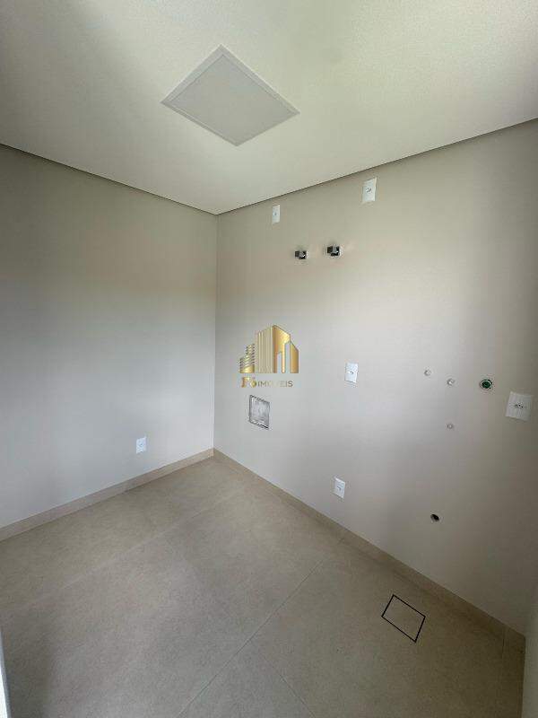 Casa à venda com 3 quartos, 150m² - Foto 7