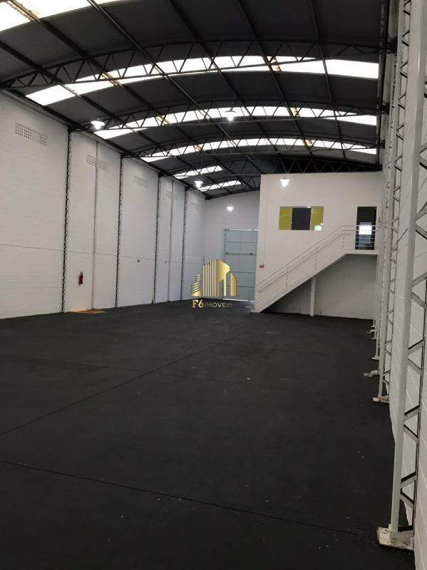 Depósito-Galpão-Armazém para alugar, 420m² - Foto 2