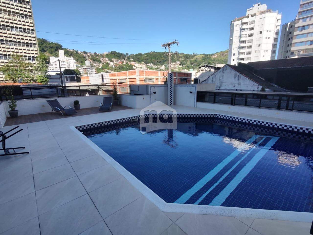 Cobertura à venda com 4 quartos, 310m² - Foto 2