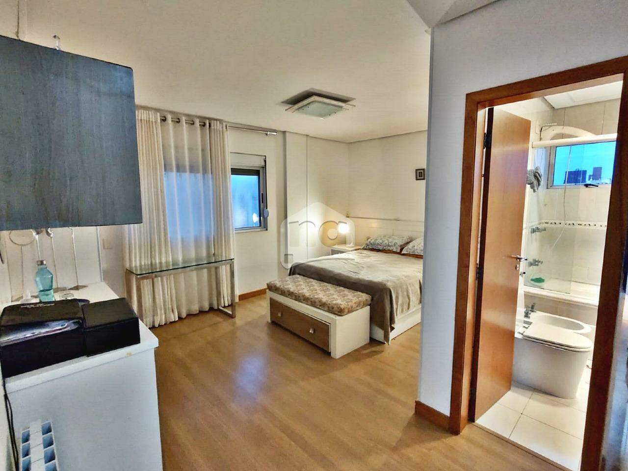 Cobertura à venda com 3 quartos, 352m² - Foto 17