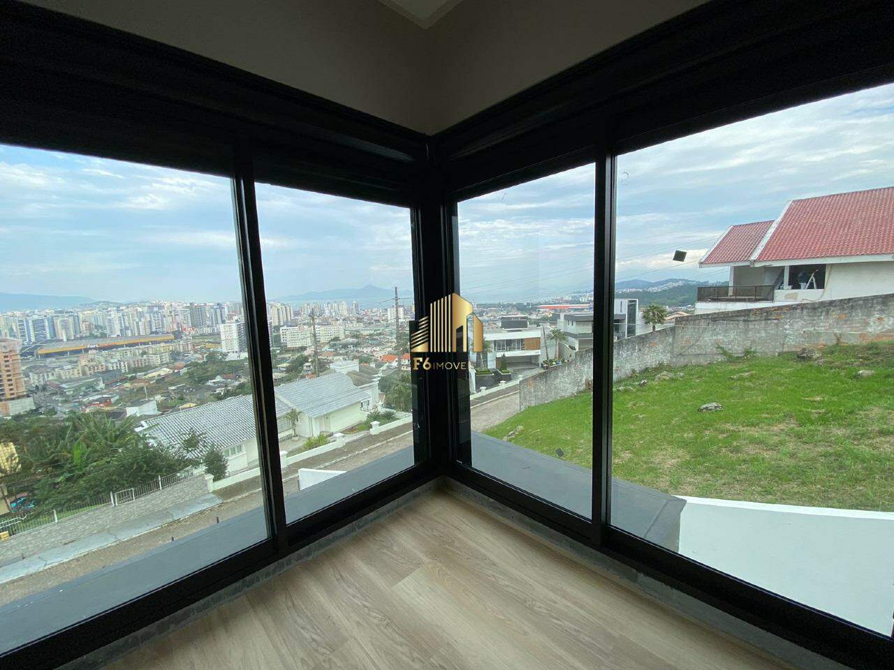 Casa de Condomínio à venda com 4 quartos, 493m² - Foto 12