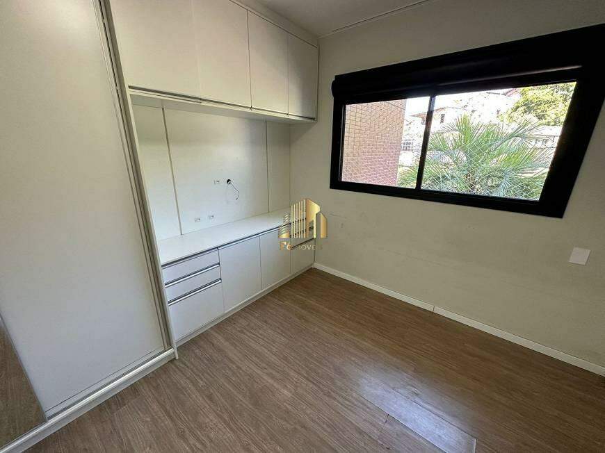 Apartamento à venda com 3 quartos, 110m² - Foto 13