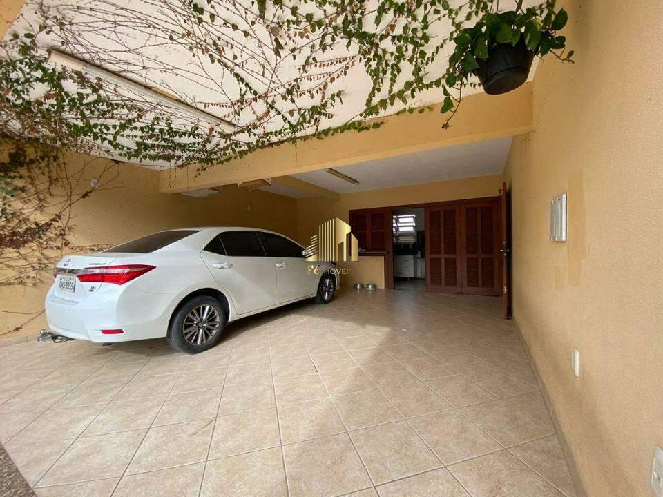 Casa à venda com 3 quartos, 245m² - Foto 25