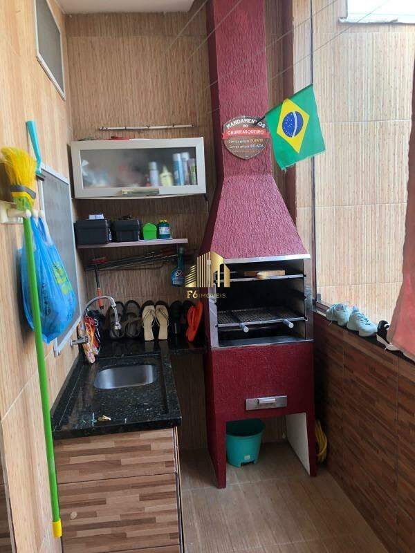 Casa à venda com 3 quartos, 200m² - Foto 7