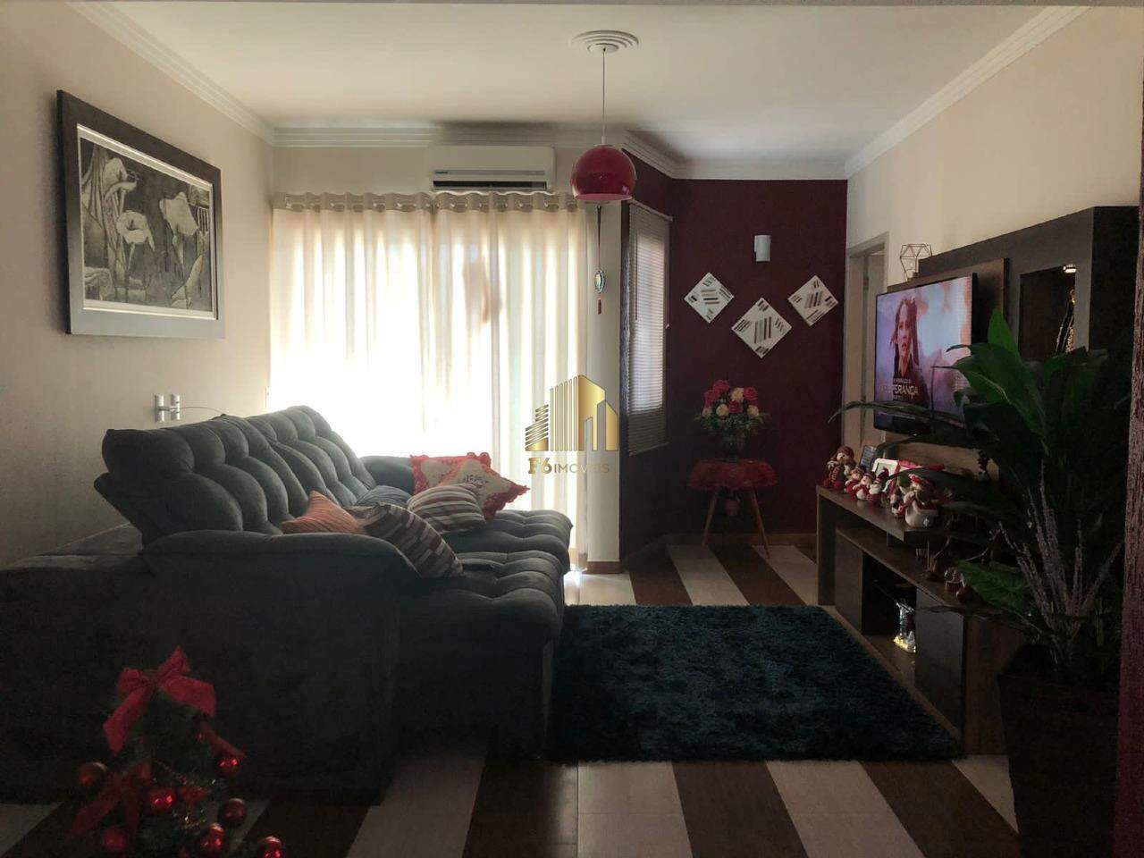 Casa à venda com 3 quartos, 200m² - Foto 16