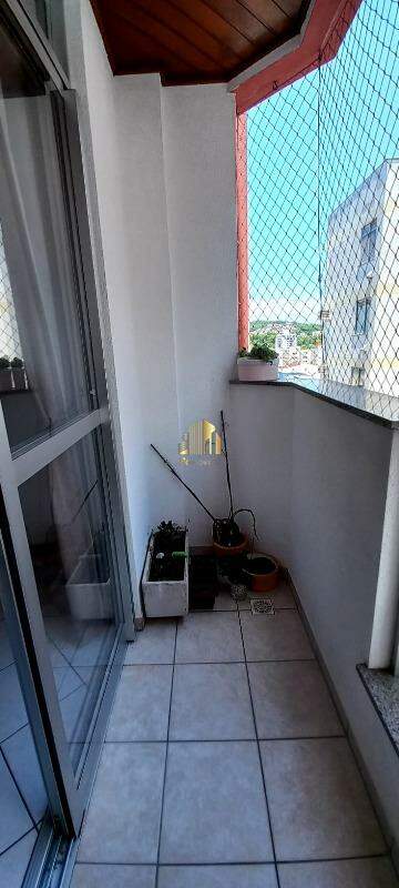 Apartamento à venda com 2 quartos, 63m² - Foto 16