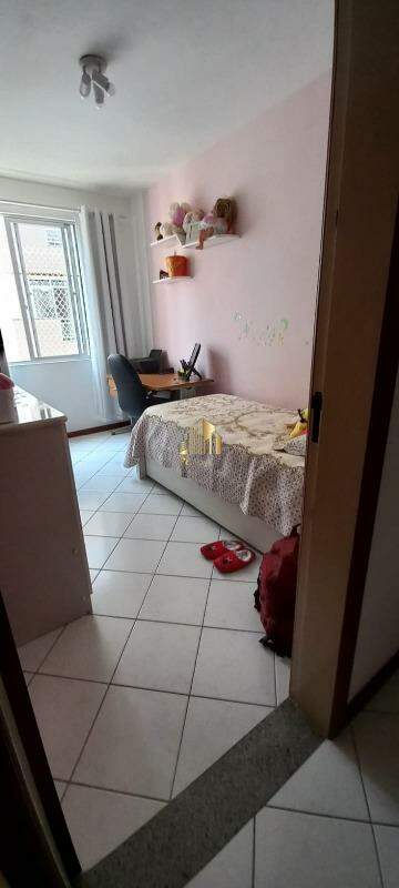 Apartamento à venda com 2 quartos, 63m² - Foto 11