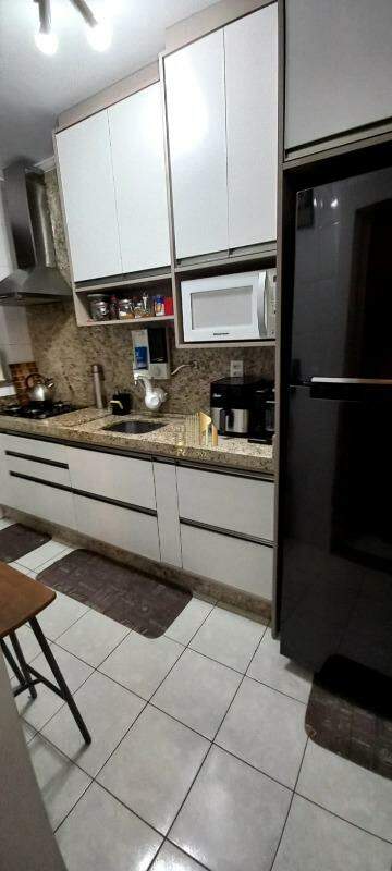 Apartamento à venda com 2 quartos, 63m² - Foto 6