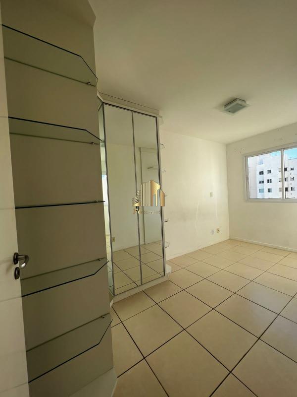 Apartamento à venda com 2 quartos, 50m² - Foto 3