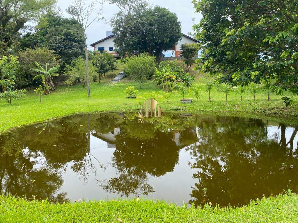 Fazenda à venda com 5 quartos, 261m² - Foto 7