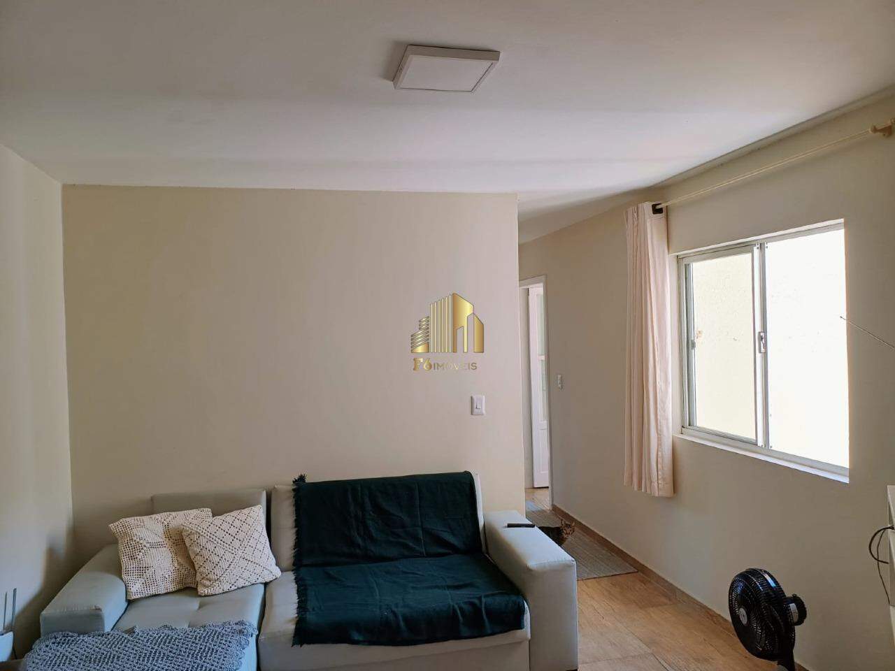 Apartamento à venda com 3 quartos, 60m² - Foto 2