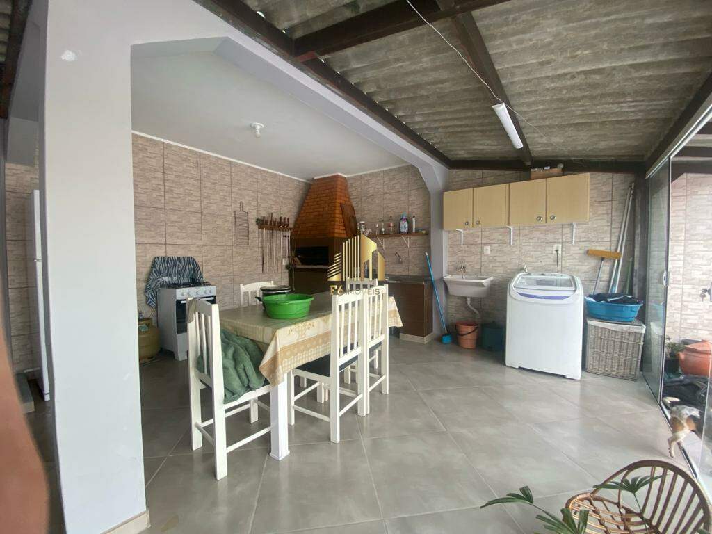 Casa à venda com 3 quartos, 245m² - Foto 19