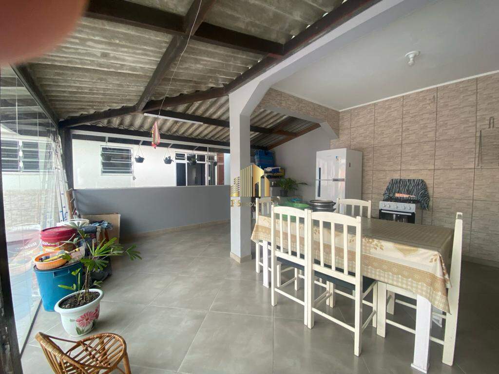 Casa à venda com 3 quartos, 245m² - Foto 20