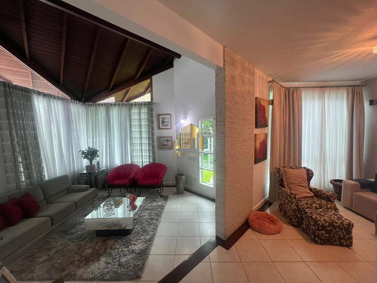 Casa à venda com 3 quartos, 300m² - Foto 5