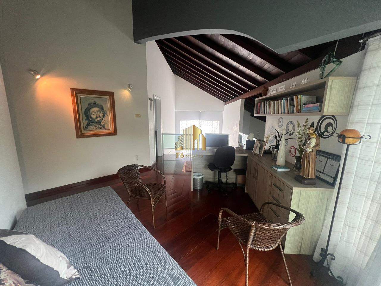 Casa à venda com 3 quartos, 300m² - Foto 21