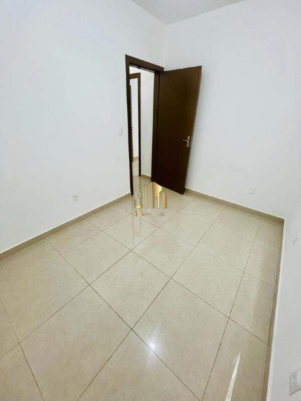 Apartamento à venda com 2 quartos, 62m² - Foto 15