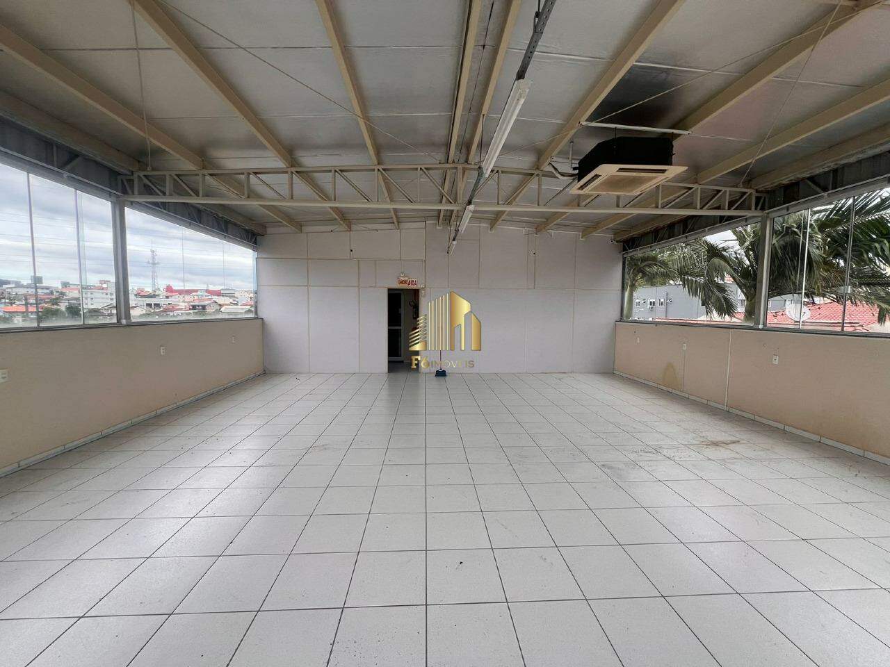 Loja-Salão para alugar, 600m² - Foto 25