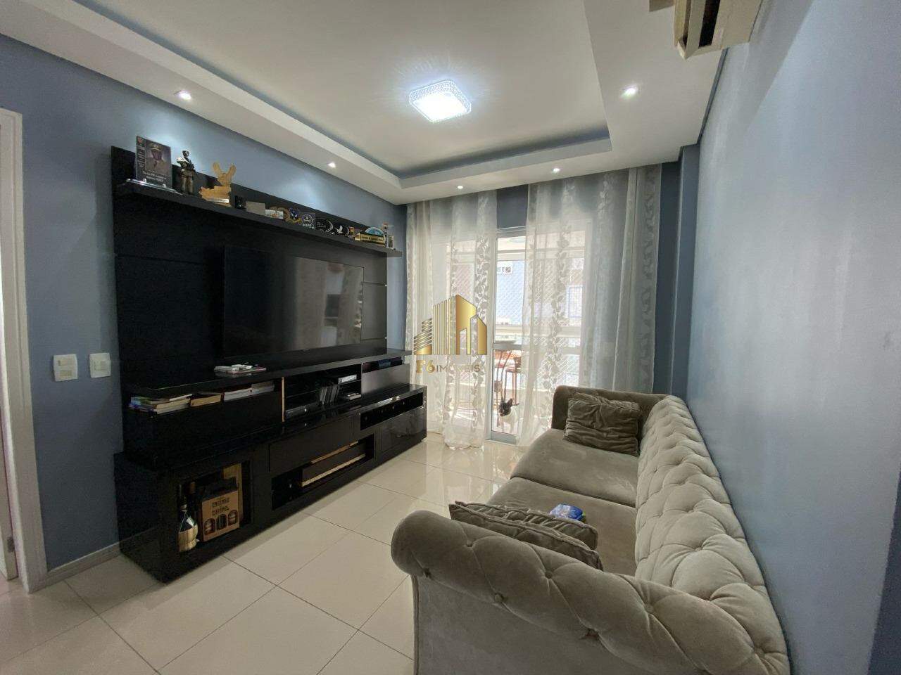 Apartamento à venda com 3 quartos, 87m² - Foto 8