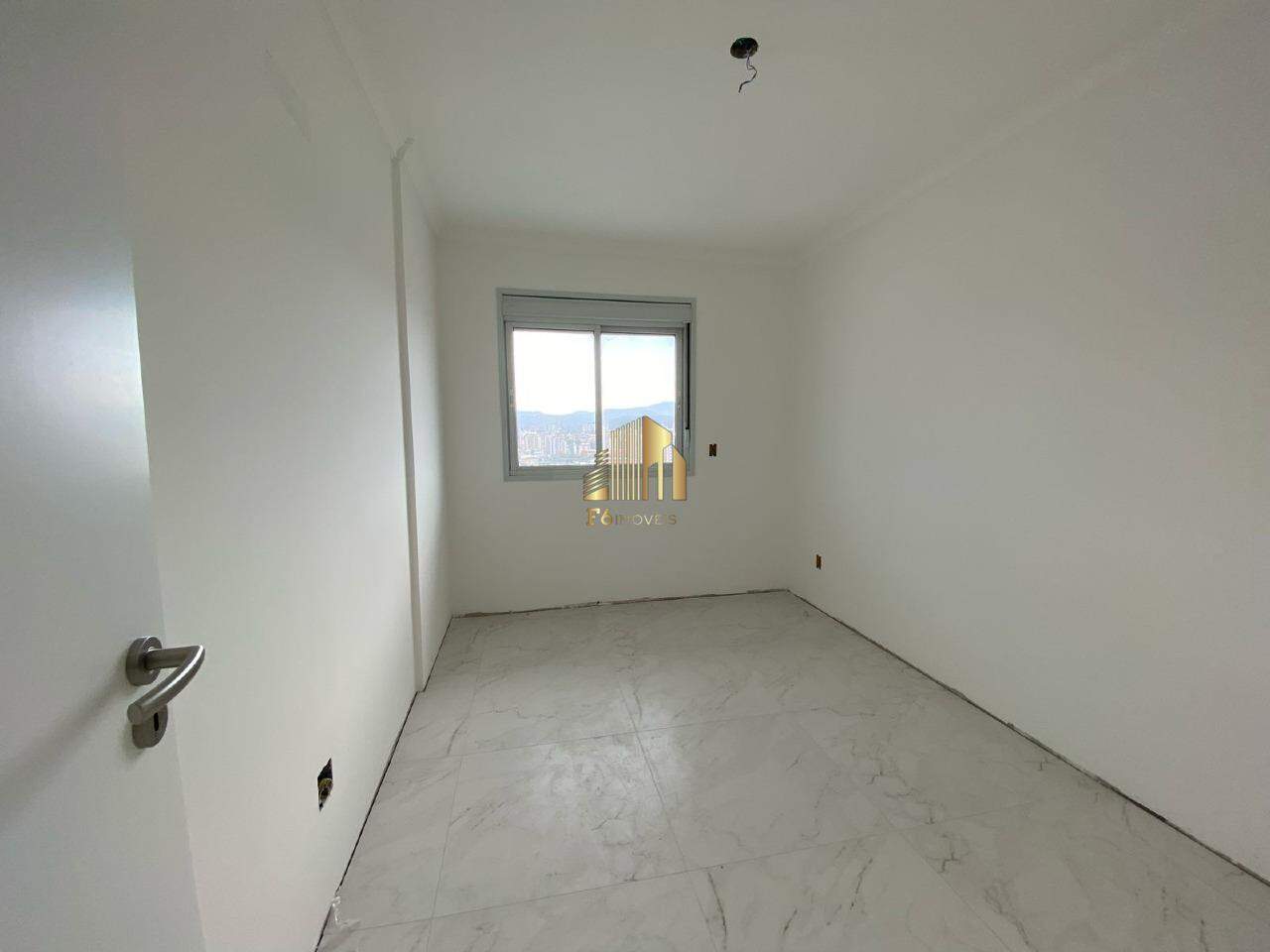 Apartamento à venda com 2 quartos, 77m² - Foto 13