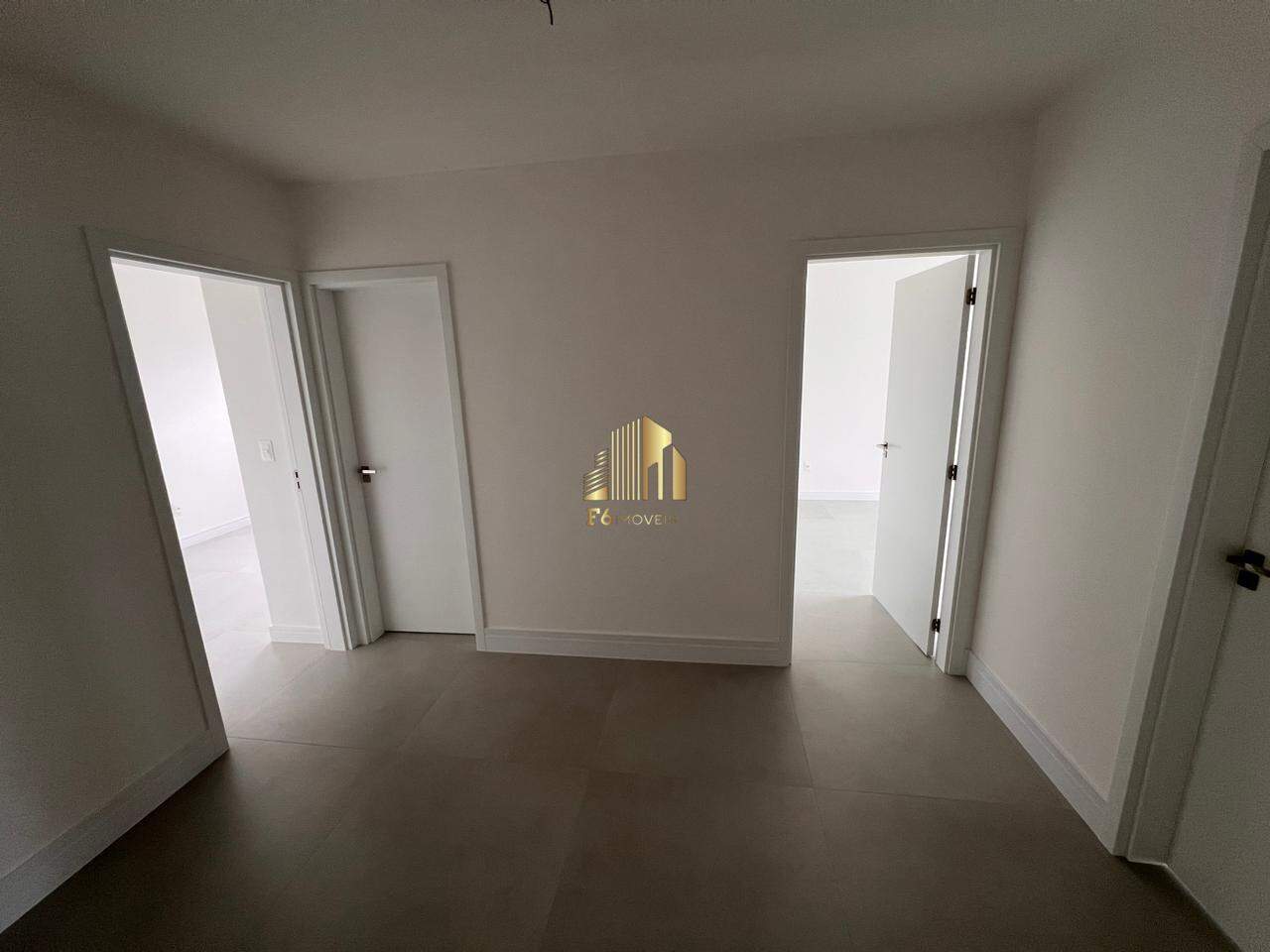 Apartamento à venda com 3 quartos, 118m² - Foto 11