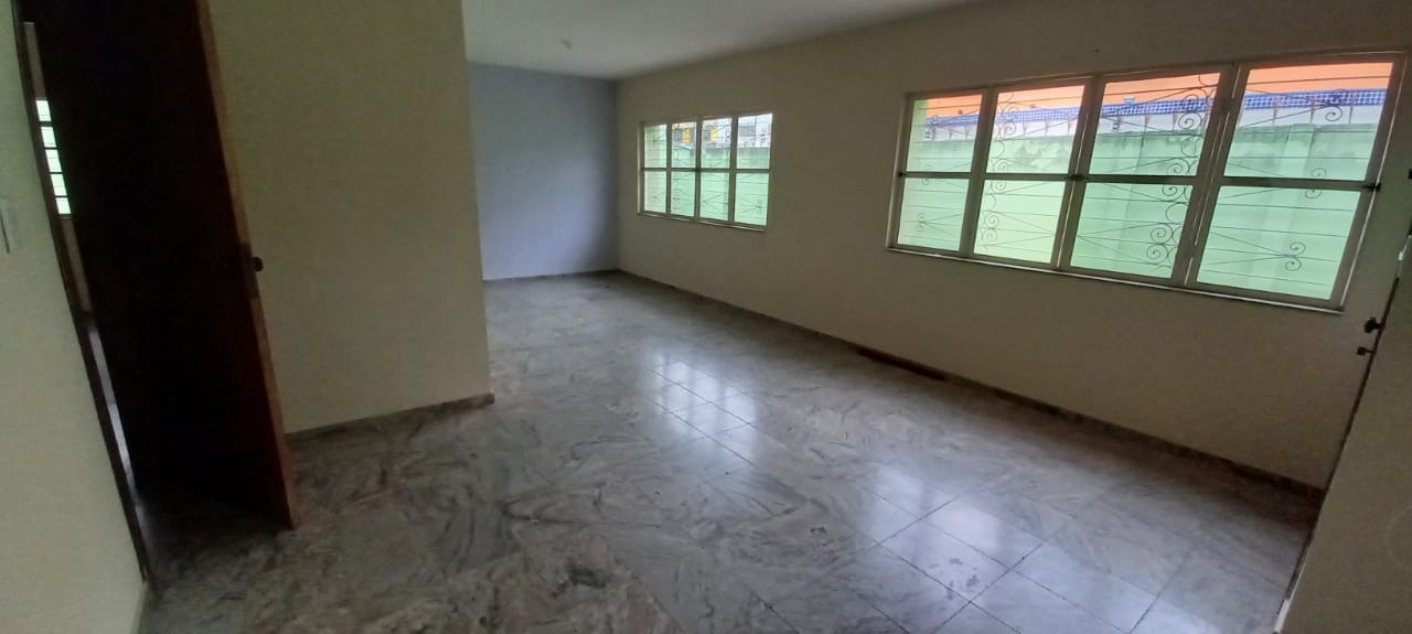 Casa à venda no Centro: 