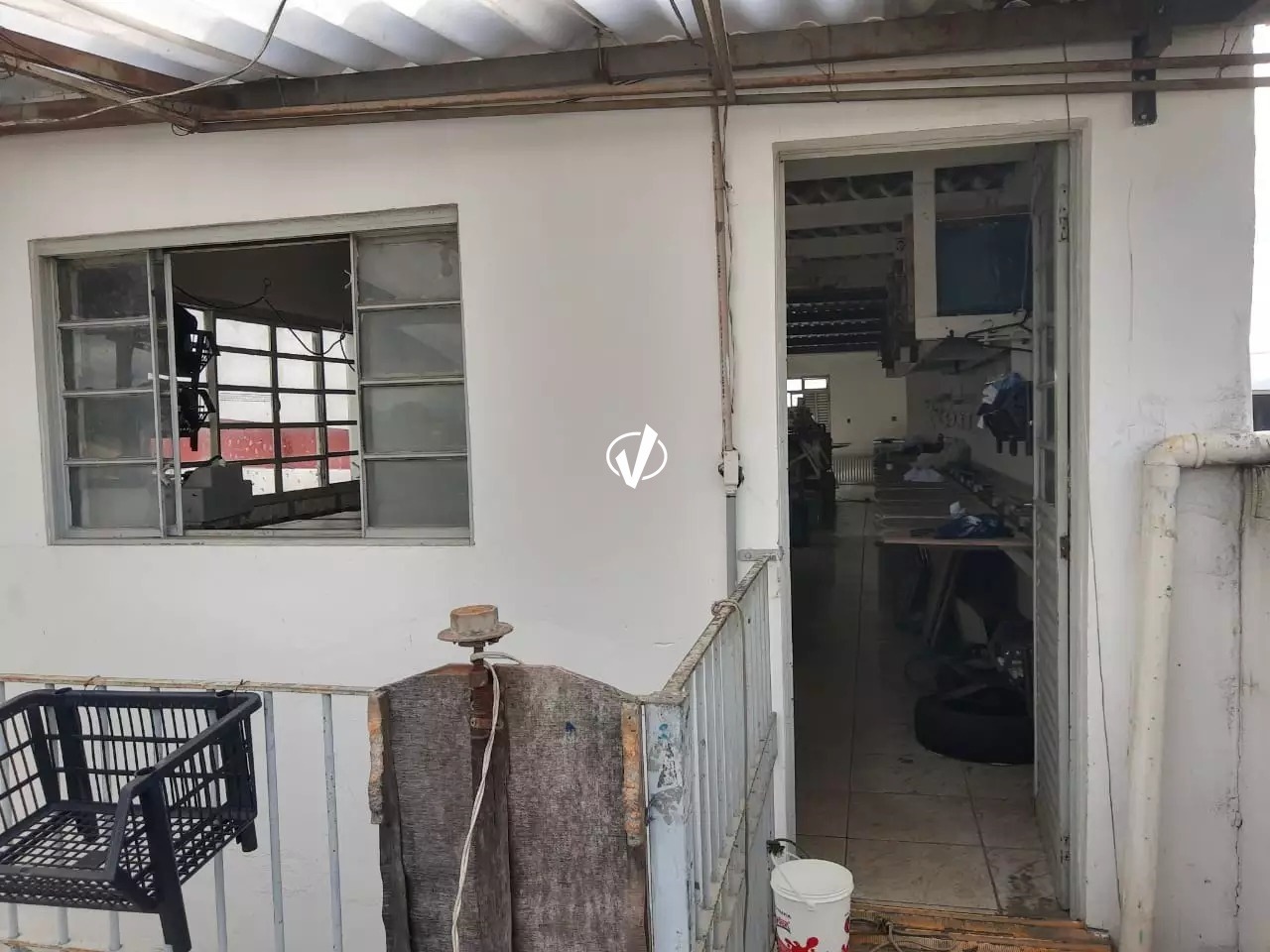 Prédio à venda no Parque São Benedito: 