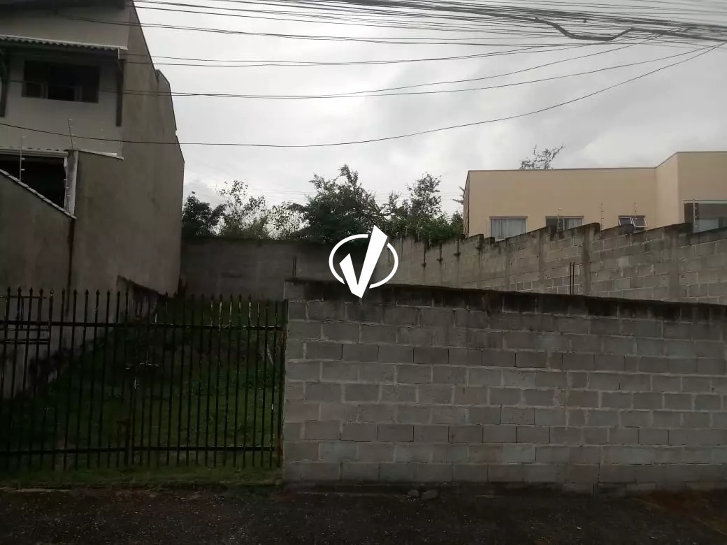 Lote à venda no Vila Suiça: 