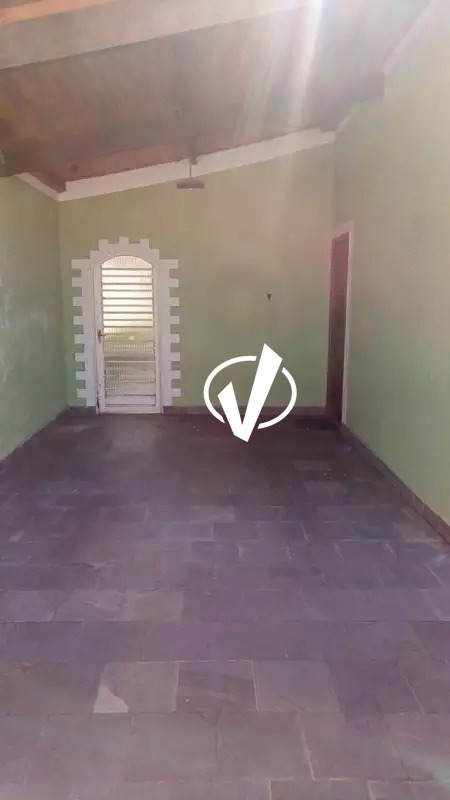 Casa à venda no Loteamento Eduardo da Silva Neto: 