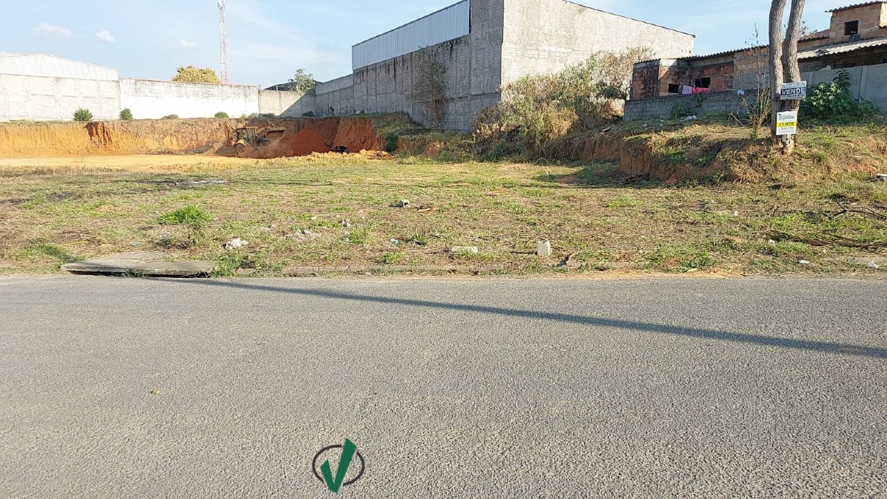 Lote à venda no Cidade Nova: 