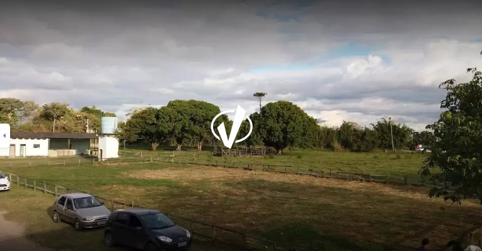 Sítio à venda no Vale das Flores: 