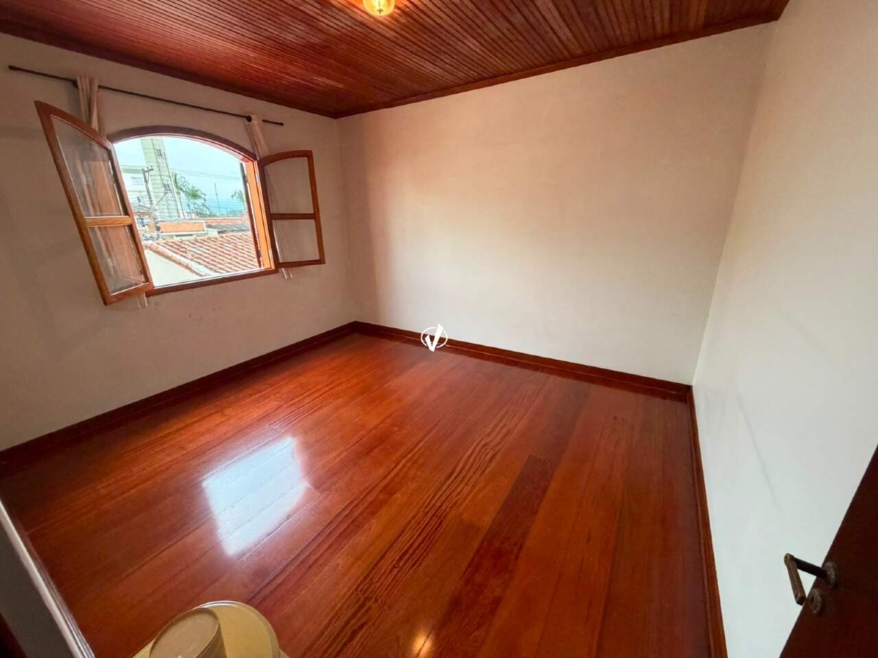 Casa à venda no Crispim: 