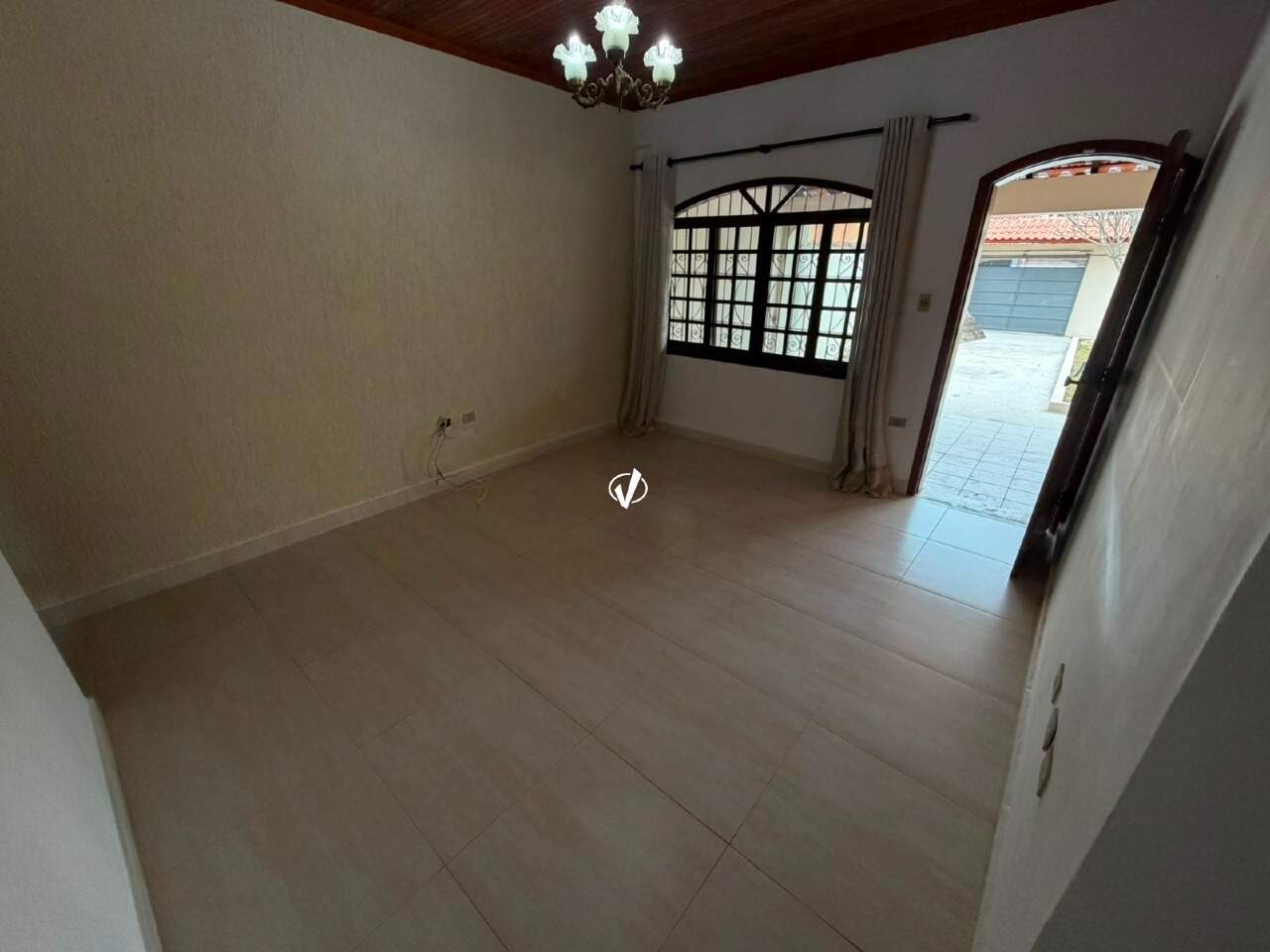 Casa à venda no Crispim: 