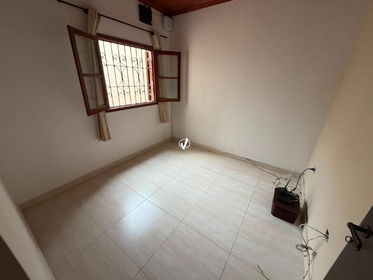 Casa à venda no Crispim: 