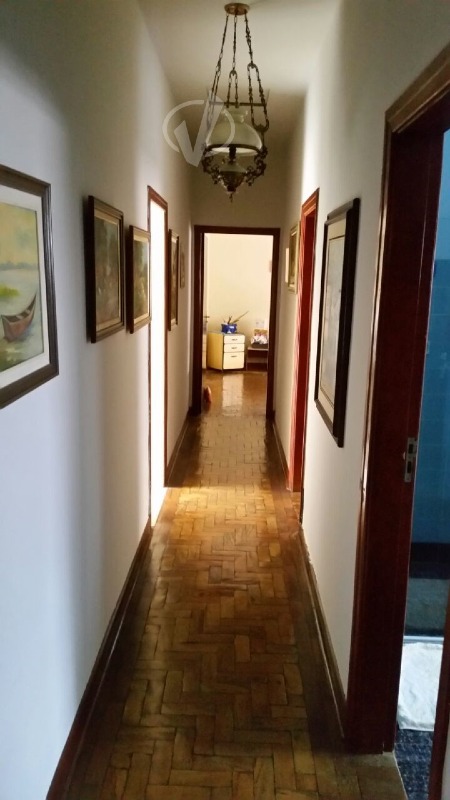 Casa à venda no Centro: 