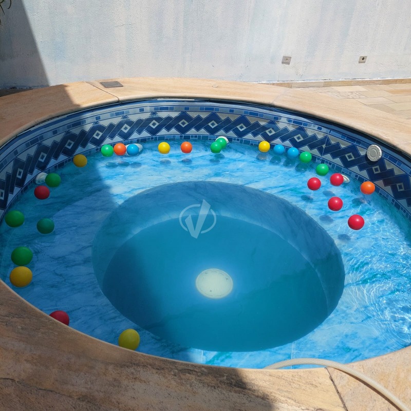 Casa à venda no Jardim Rosely: 