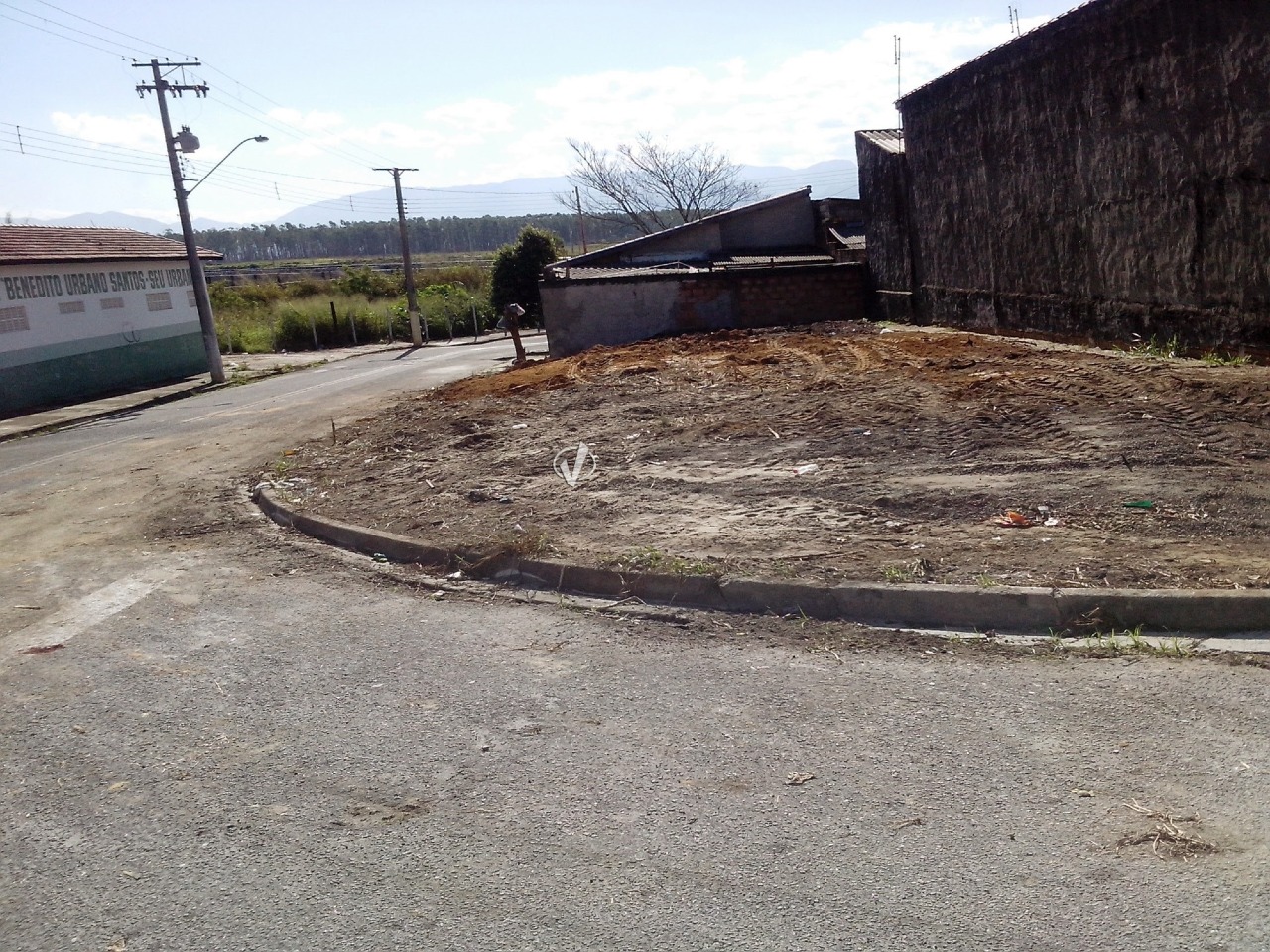 Lote à venda no Vila Rica: 