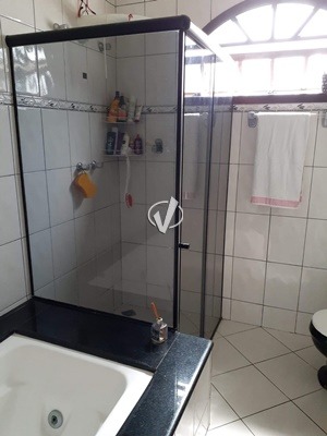 Casa à venda no Residencial e Comercial Jardim Yassuda: 