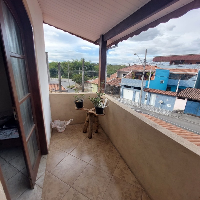 Casa à venda no Triângulo: 