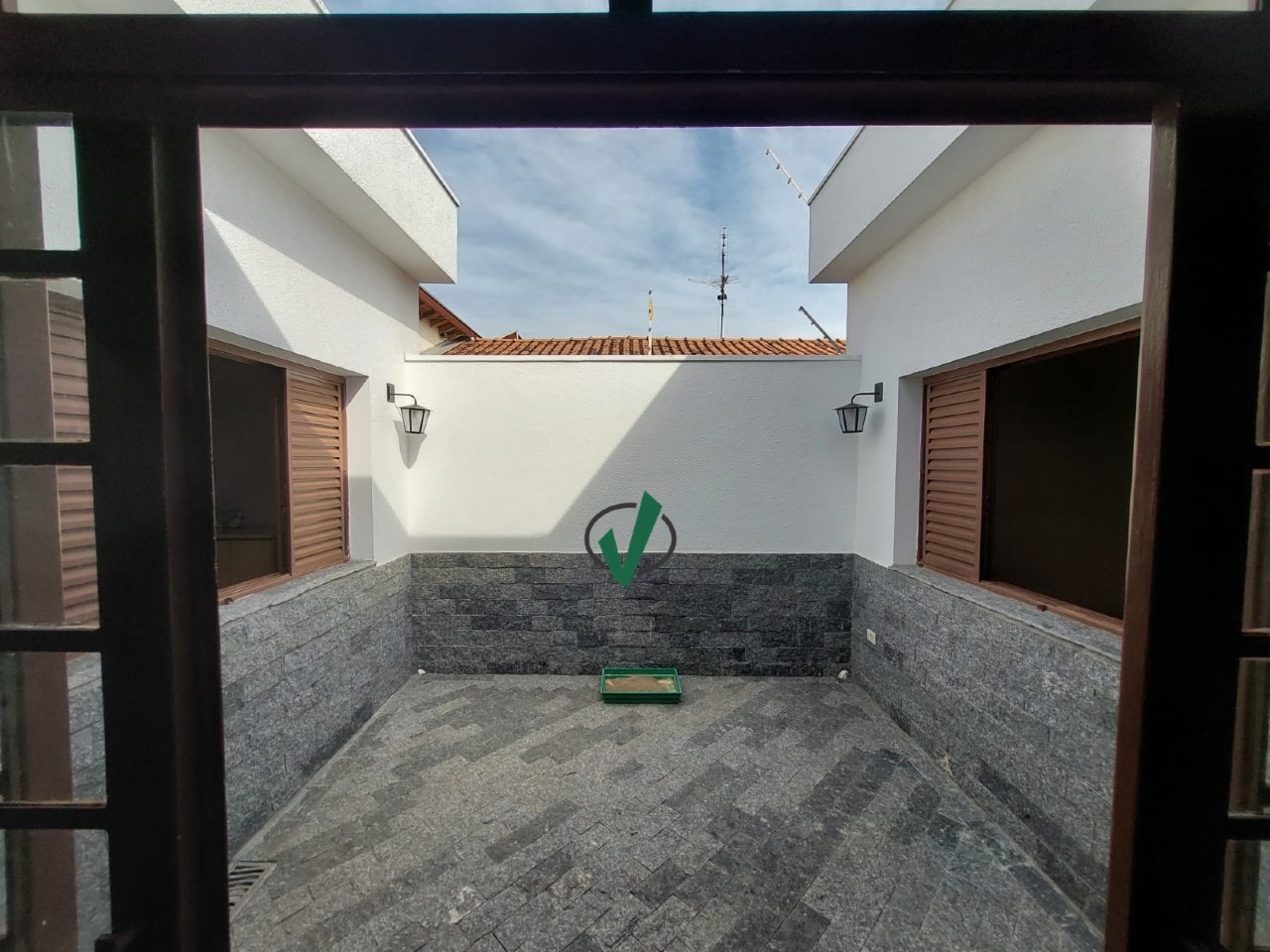 Casa à venda no Jardim Rosely: 