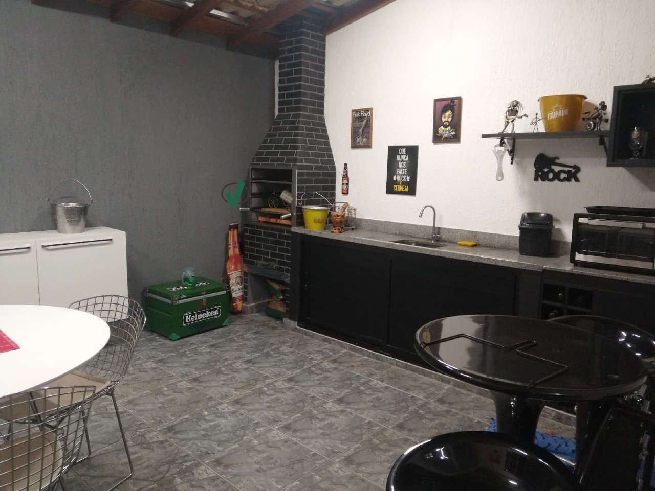 Casa em condomínio à venda no Loteamento Industrial Água Preta: 