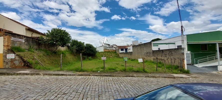 Lote à venda no Centro: 