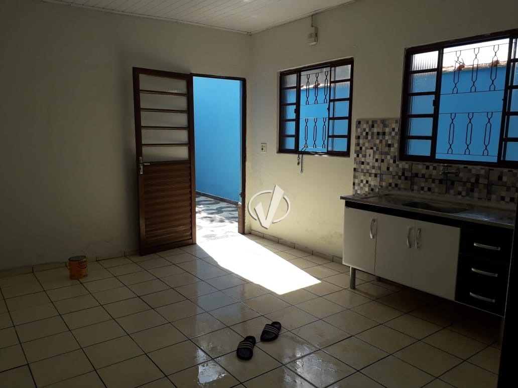 Casa à venda no Residencial e Comercial Laerte Asumpção: 