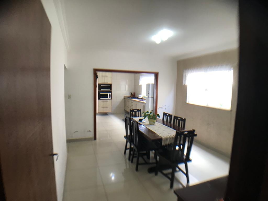 Casa à venda no Conjunto Residencial Araretama: 