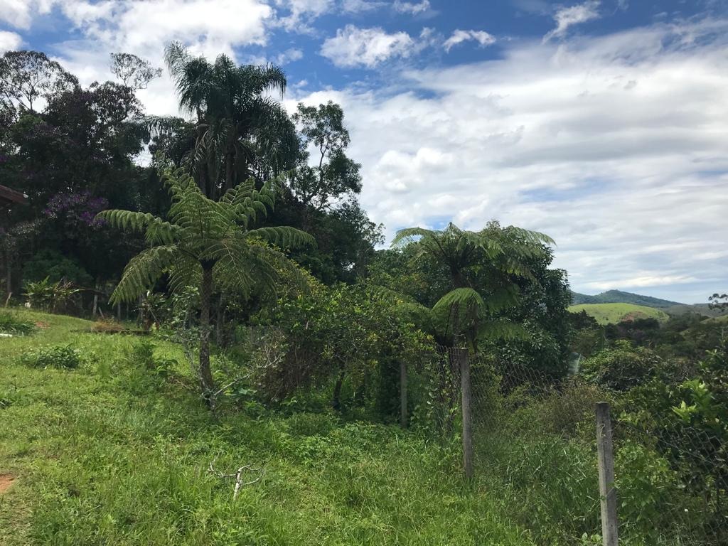 Chácara à venda no Alto do Piracuama: 