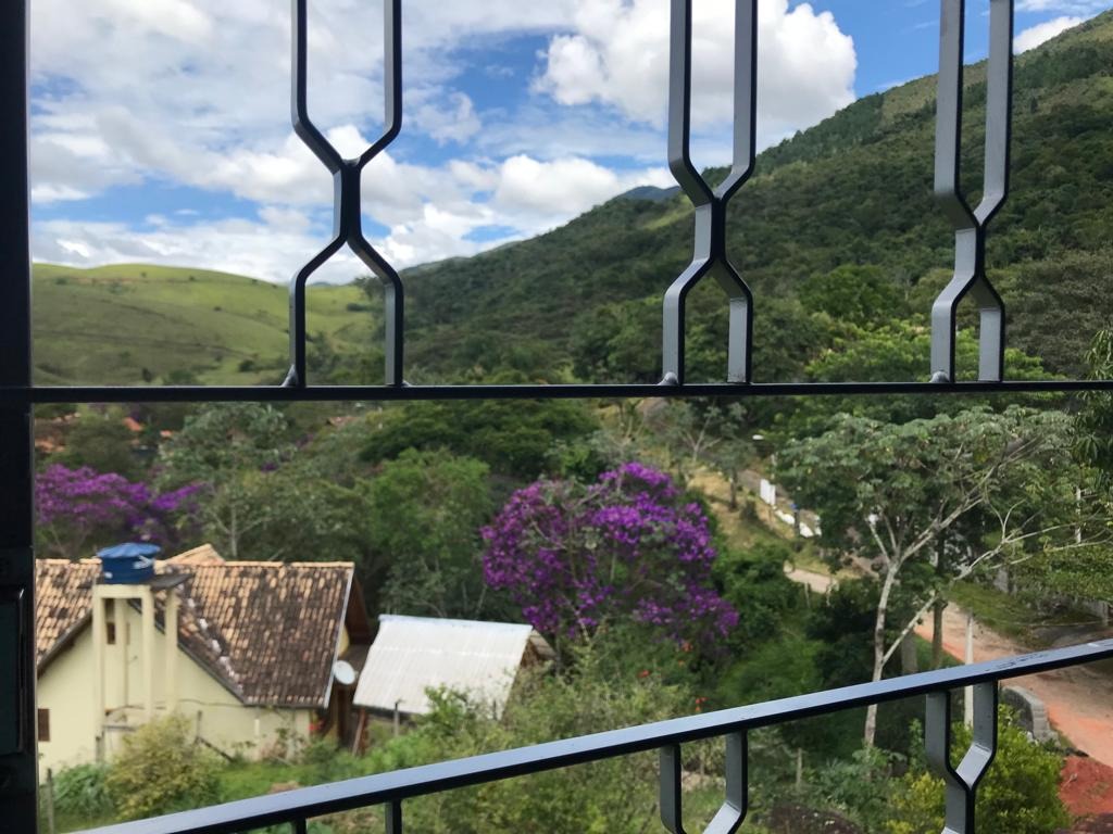 Chácara à venda no Alto do Piracuama: 